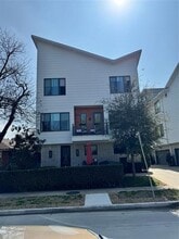 Building Photo - 6004 Hudson St