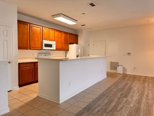 Building Photo - 13364 Beach Blvd