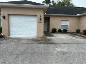 Building Photo - 10362 Chalmer St