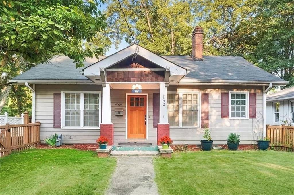 Primary Photo - 82 2nd Ave SE