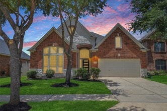 Building Photo - 3910 Jade Cove Ln