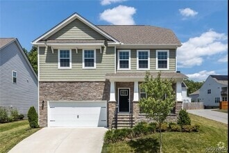 Building Photo - 5649 Rohan Pl