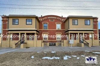 Building Photo - 115 1/2 E Evans Ave