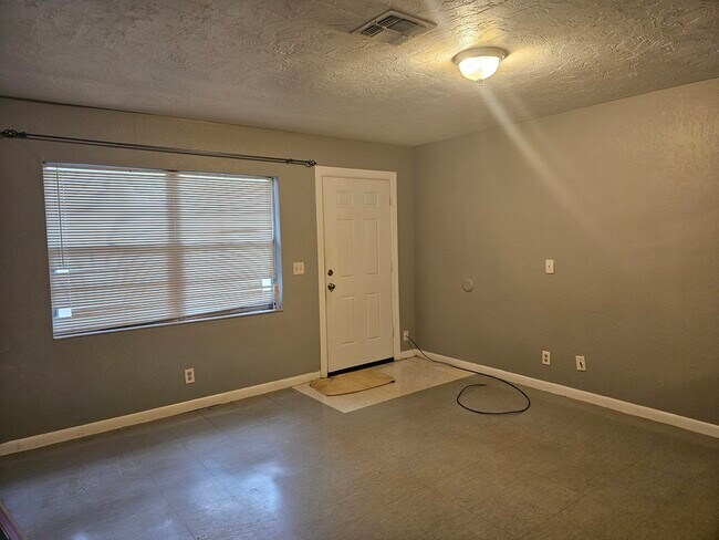 Foto del edificio - 4276 NW 21st Ave