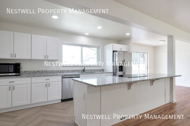Building Photo - 9329 S Sneddon Dr