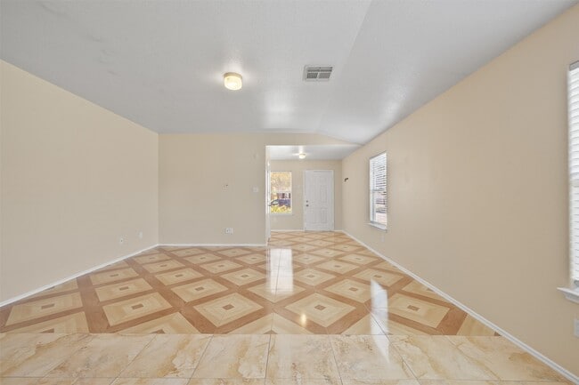 Building Photo - 19022 Wild Yaupon Dr