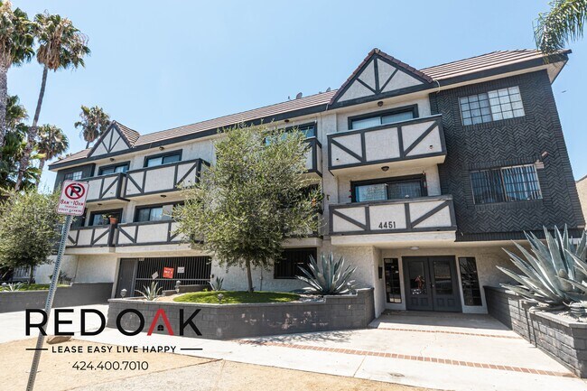 Foto del edificio - Incredible One Bedroom with a Fireplace, S...