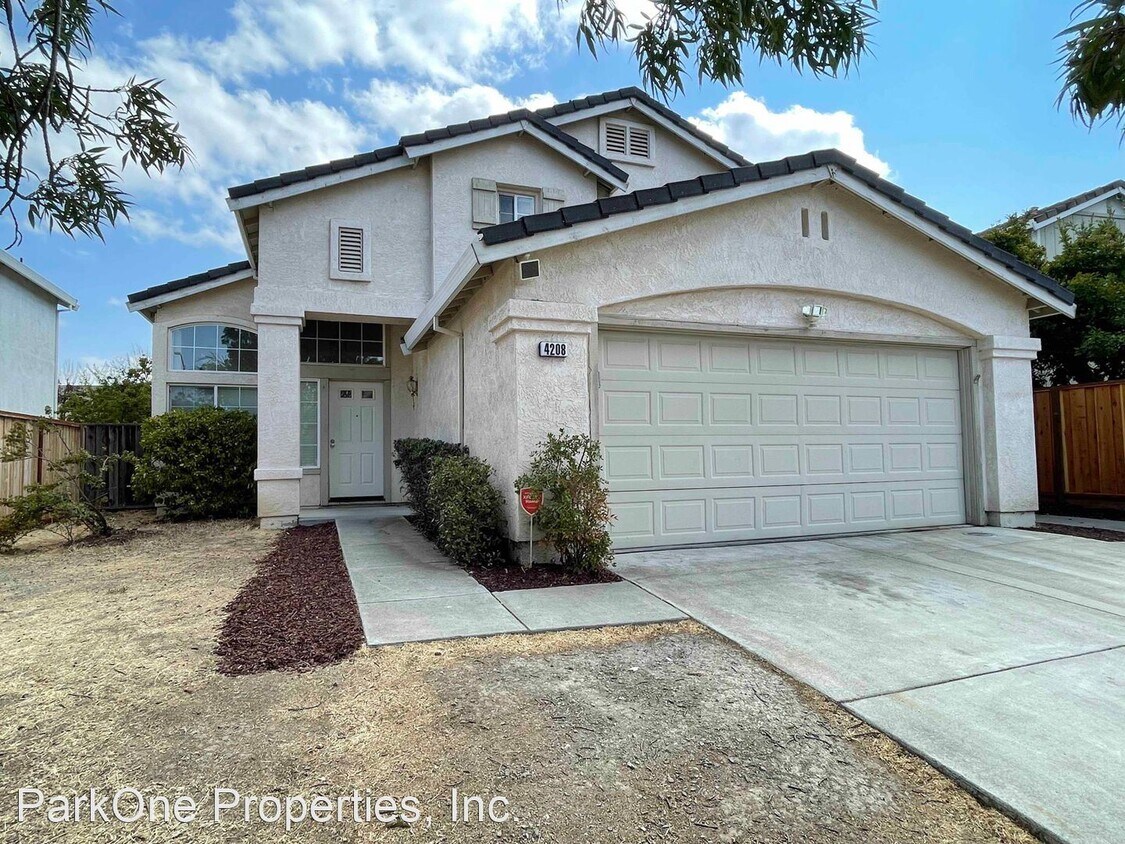 4 br, 3 bath House 4208 Buckskin Drive House Rental in Antioch, CA