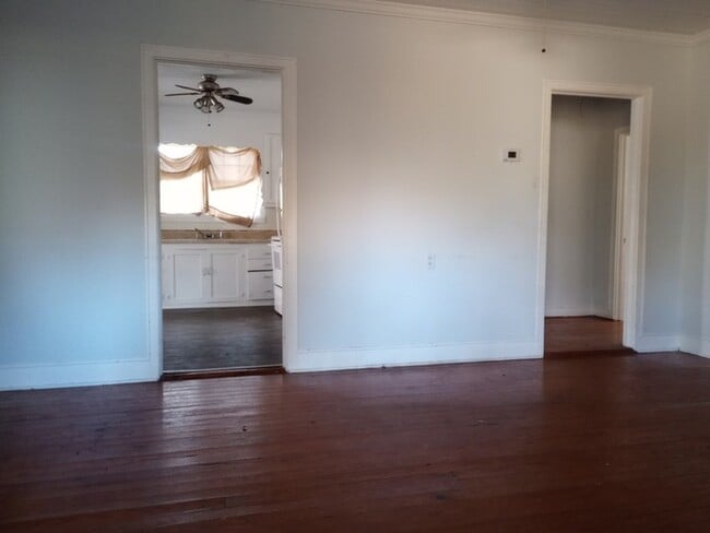 Building Photo - 112 Sloans Grove Rd