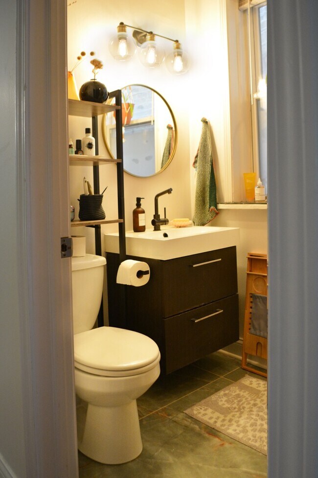 Foto del edificio - 1227 N Rockwell St