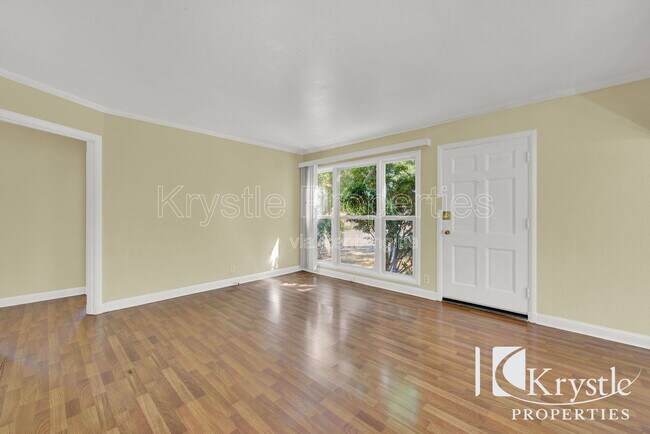 Foto del edificio - 579 Cedar St