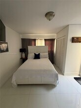 Building Photo - 45 SW 28th Rd