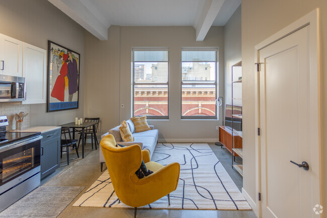 1BR, 1BA - 511 SF - Textile Apartments