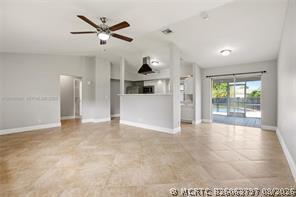 Building Photo - 827 NW 87th Ave
