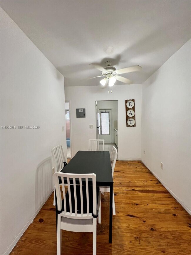 Foto del edificio - 644 Meridian Ave