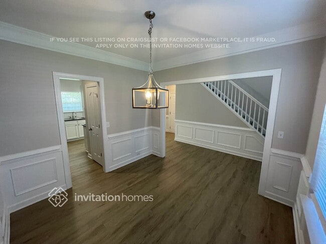 Building Photo - 527 Clearwater Dr