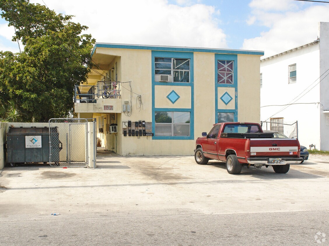 Foto del edificio - 167 SW 1st Ter