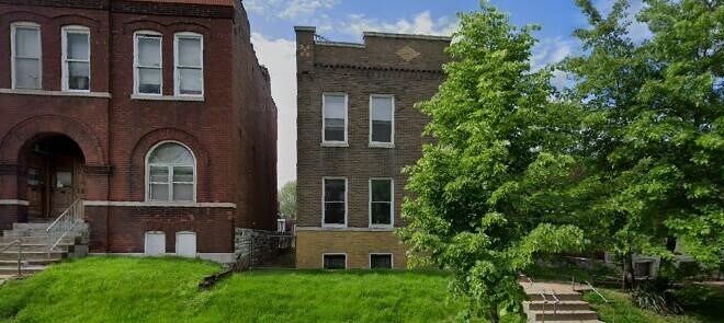 Primary Photo - 3224 Mt Pleasant St