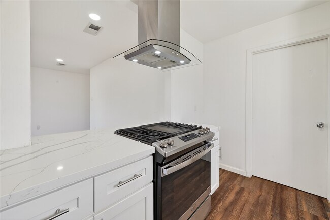 Foto del edificio - 23567 Pine Forest Dr