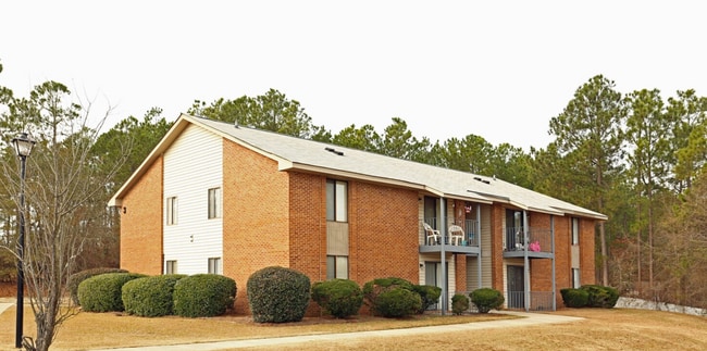 Building Photo - Modern Comfort & Convenience at Westfield Gardens Lexington - 353A