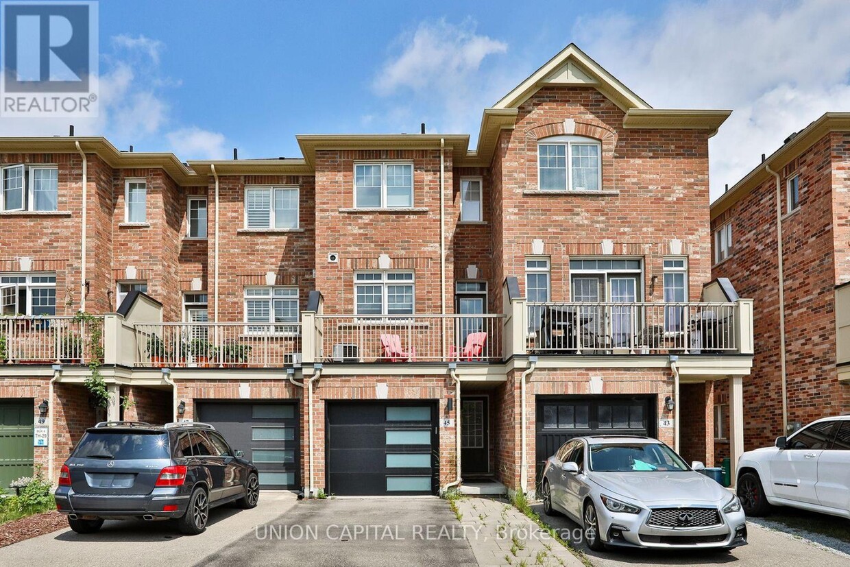 Primary Photo - 45 Dundas Way