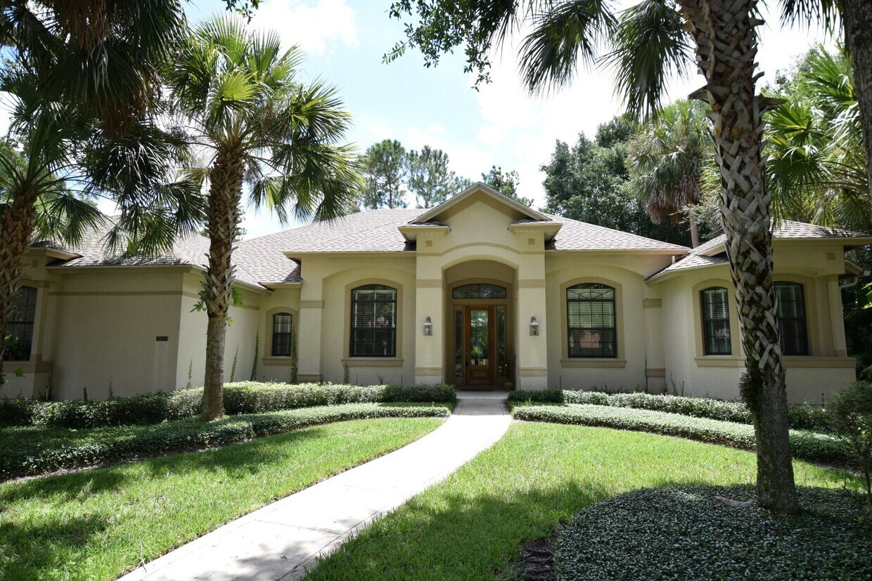 Primary Photo - Stunning 4 bed 3 Bath Gated Home for Rent ...