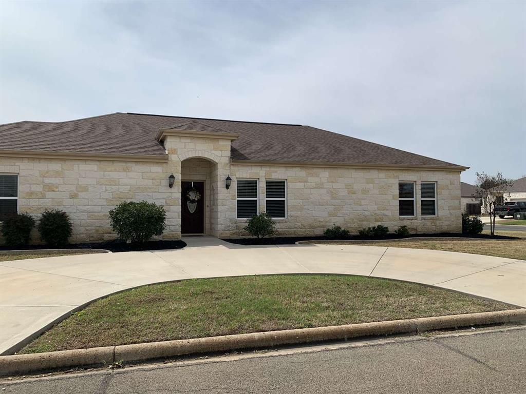 339 Granite Row, Meadowlakes, TX 78654 House Rental in Meadowlakes