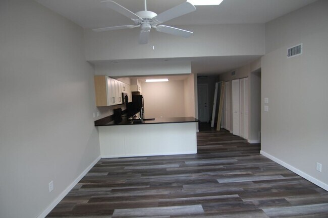 Foto del edificio - Cozy 2 Bedroom 2 Bath Condo in Iowa City!