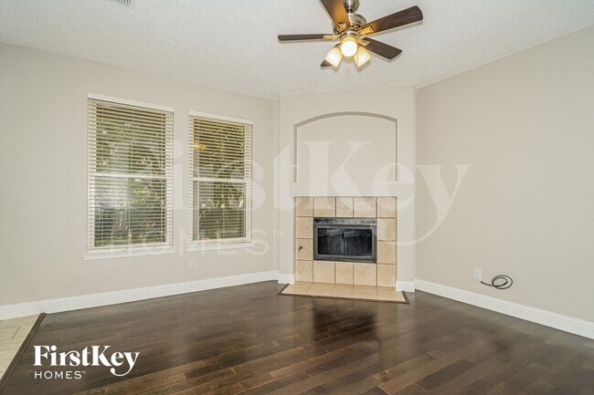 Foto del edificio - 1208 Indian Trail Rd