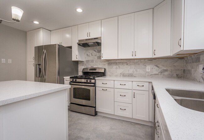 Foto del edificio - 4411 Knotty Oaks Trail