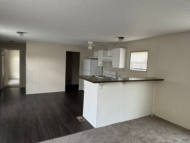 Foto del edificio - 248 Bay Port Cir