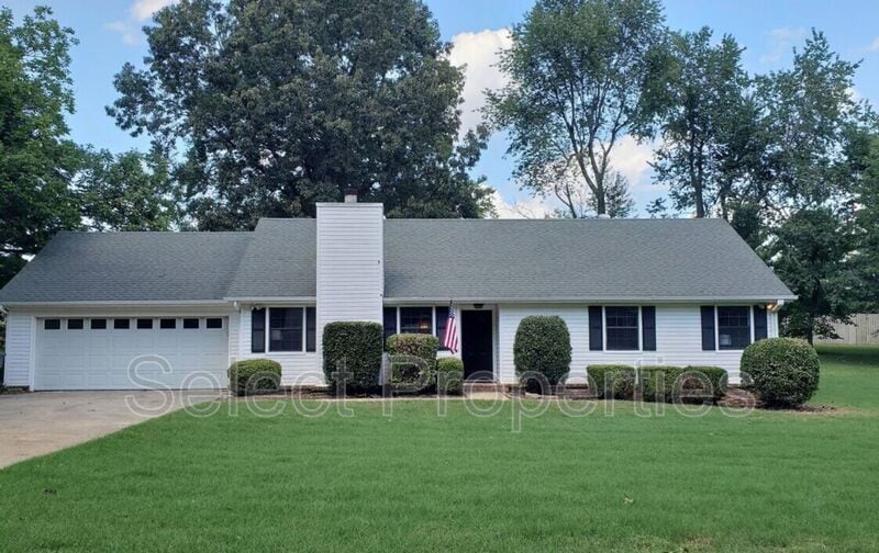 Primary Photo - 606 Shadow Ridge Dr