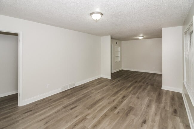 Building Photo - 3621 Mozelle St