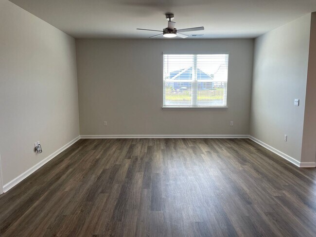 Foto del edificio - 3 Bedroom 2 Bathroom House in Supply NC