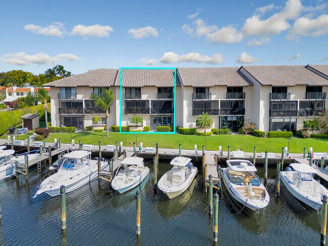 Foto del edificio - 210 Captains Walk