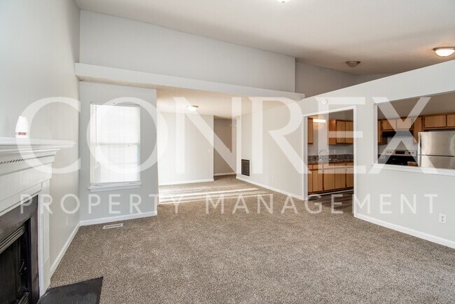 Building Photo - Beautiful 3 Bedroom with Open Floor Plan!
