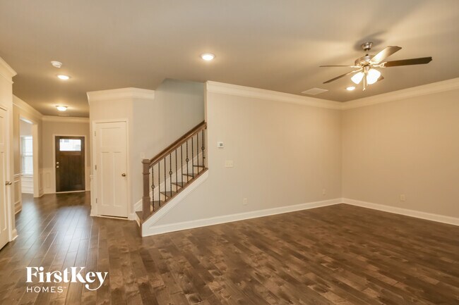 Building Photo - 241 Braselton Farms Dr
