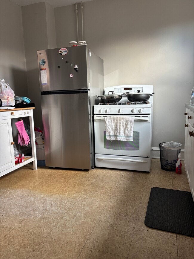 Foto del edificio - 134 E Main St