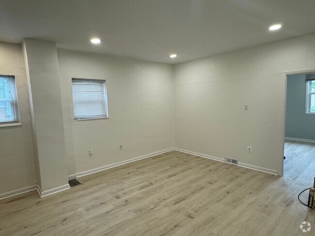 Building Photo - 2201 Coral St