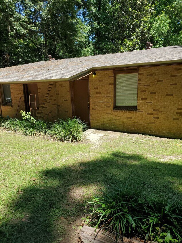 1708 Talpeco Rd, Tallahassee, FL 32303 Condo for Rent in Tallahassee