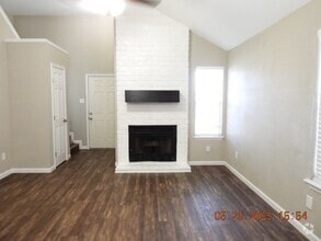 Building Photo - 7252 Mansions Dr