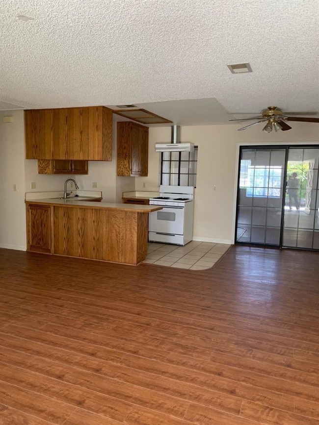 Foto del edificio - 3816 Nielson Rd