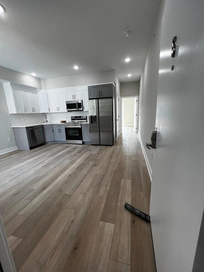 Foto del edificio - 719 N 35th St
