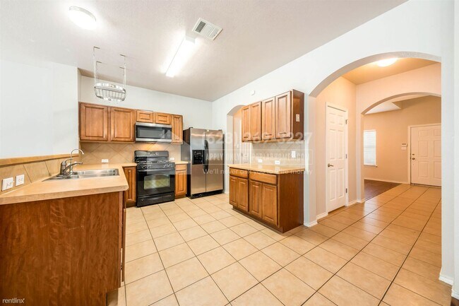 Building Photo - 4 br, 2.5 bath House - 476 Dark Horse Lane -