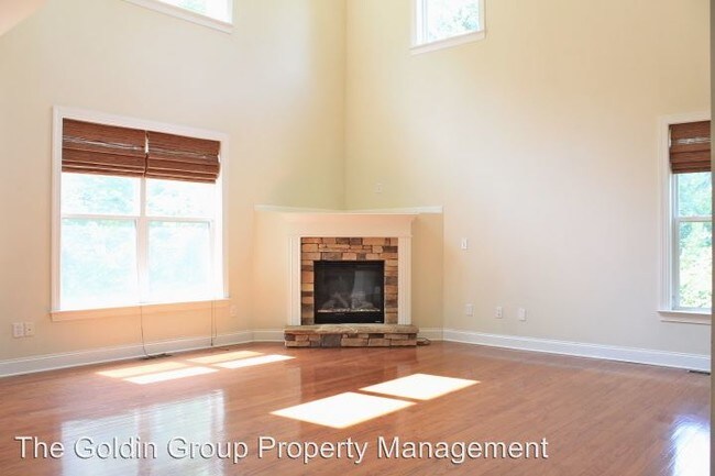 Building Photo - 3810 Seaton Dr