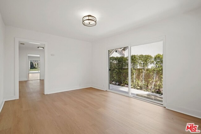 Building Photo - 1563 E Elizabeth St