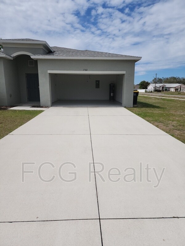 Foto del edificio - 1702 Pompano Dr