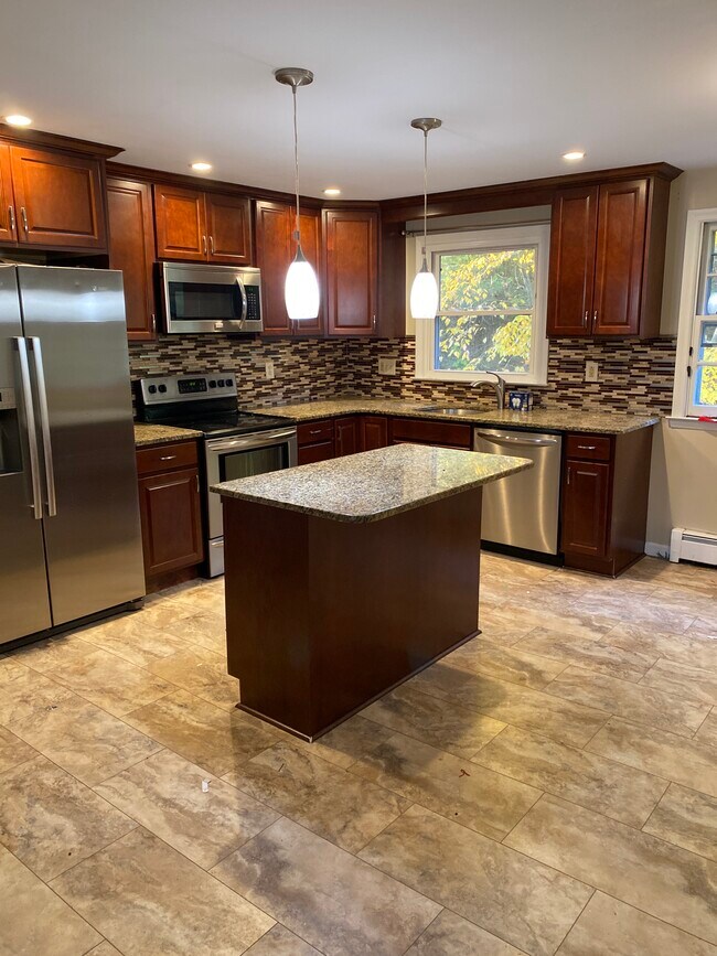 Photo - 270 New Britain Ave Apartments