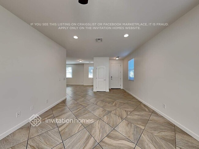 Foto del edificio - 3387 E Liberty Ln