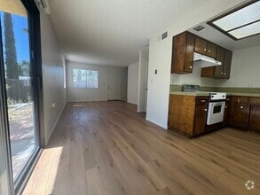 Building Photo - 7255 Santa Ysabel Ave